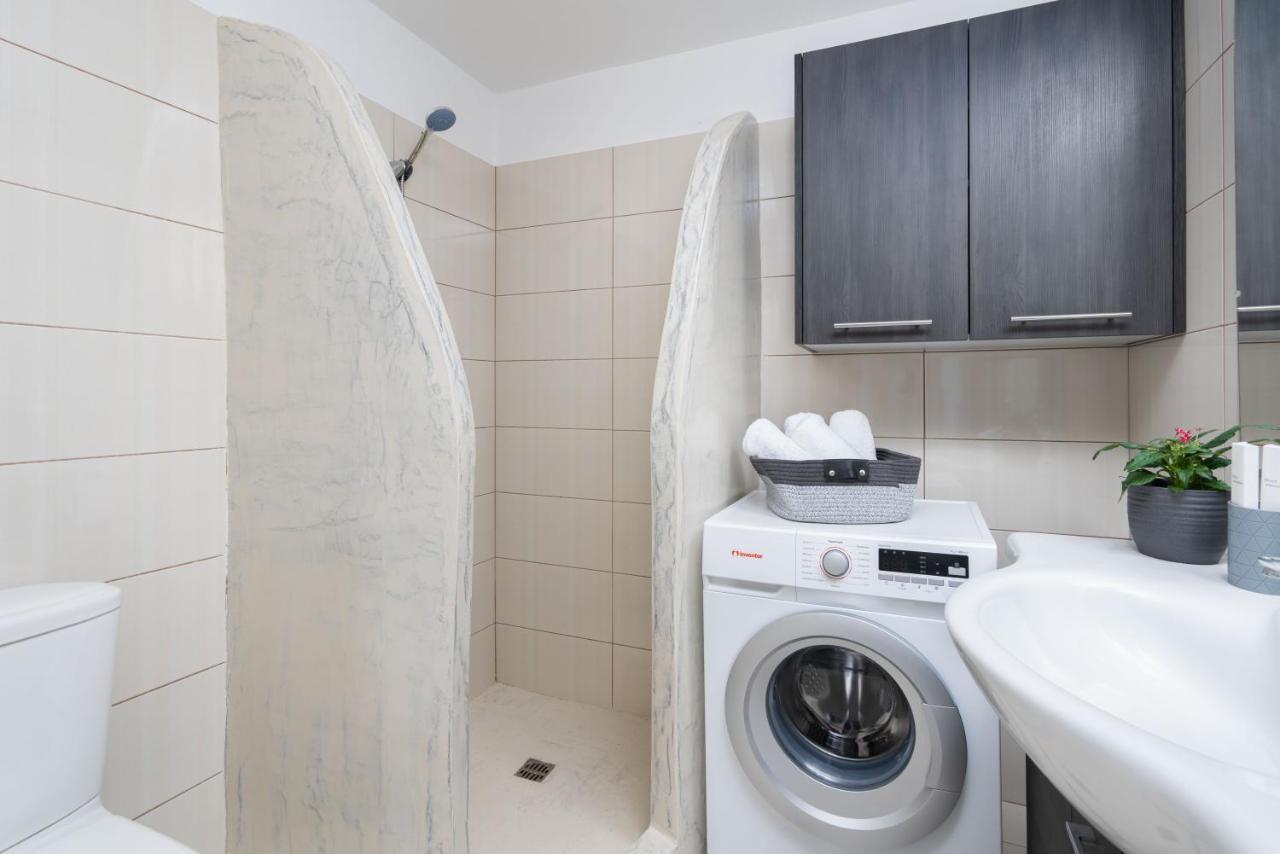 Caldera Heights Apartment อาโกรตีรี ภายนอก รูปภาพ