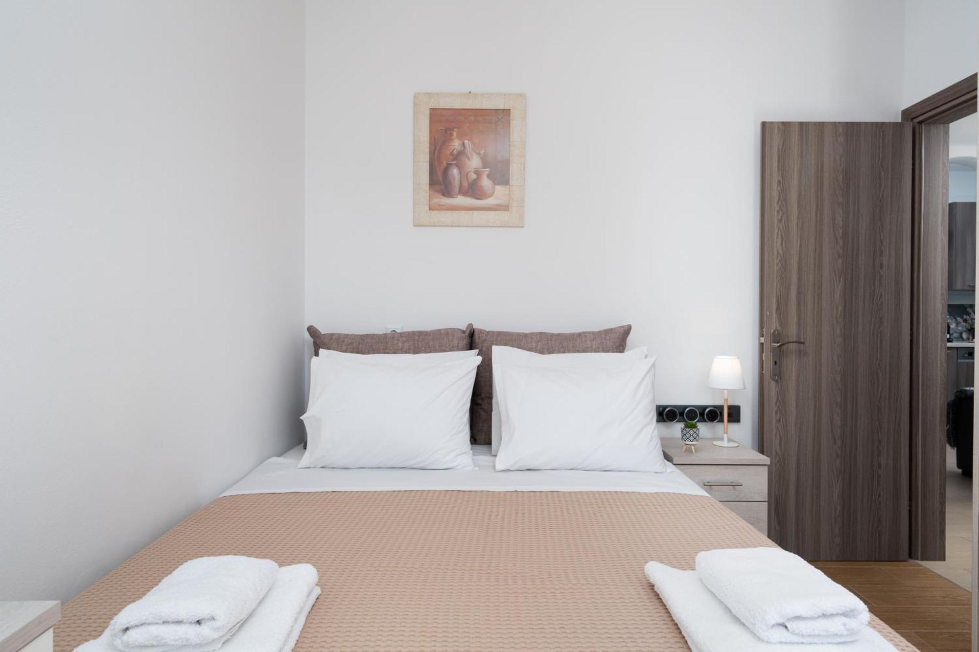Caldera Heights Apartment อาโกรตีรี ภายนอก รูปภาพ