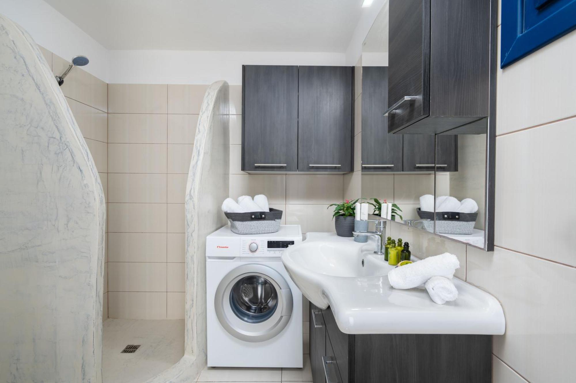 Caldera Heights Apartment อาโกรตีรี ภายนอก รูปภาพ
