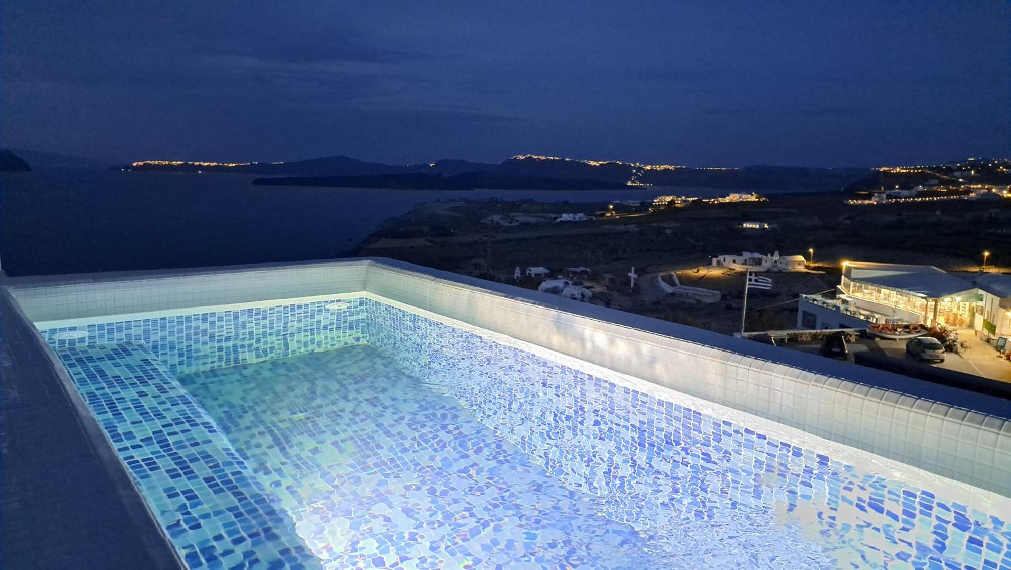 Caldera Heights Apartment อาโกรตีรี ภายนอก รูปภาพ